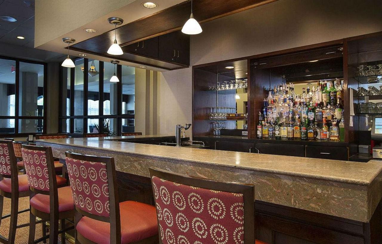 Doubletree By Hilton Charlotte Airport Hotel Buitenkant foto