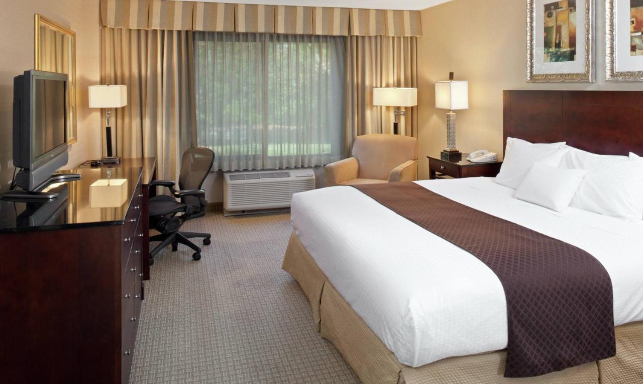 Doubletree By Hilton Charlotte Airport Hotel Buitenkant foto