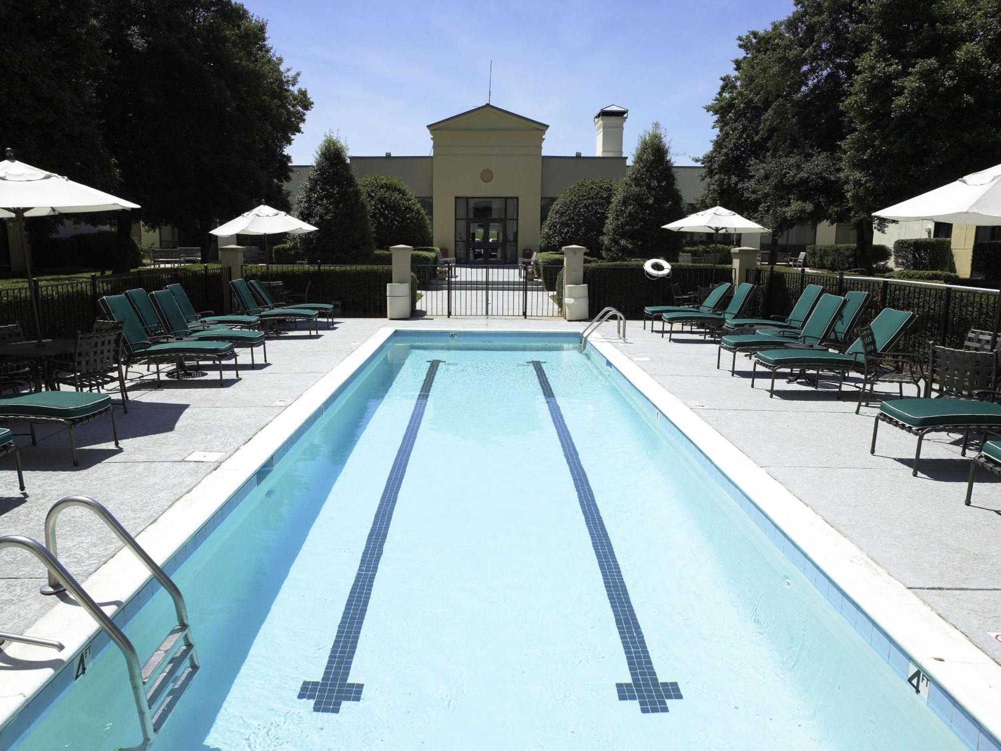 Doubletree By Hilton Charlotte Airport Hotel Buitenkant foto