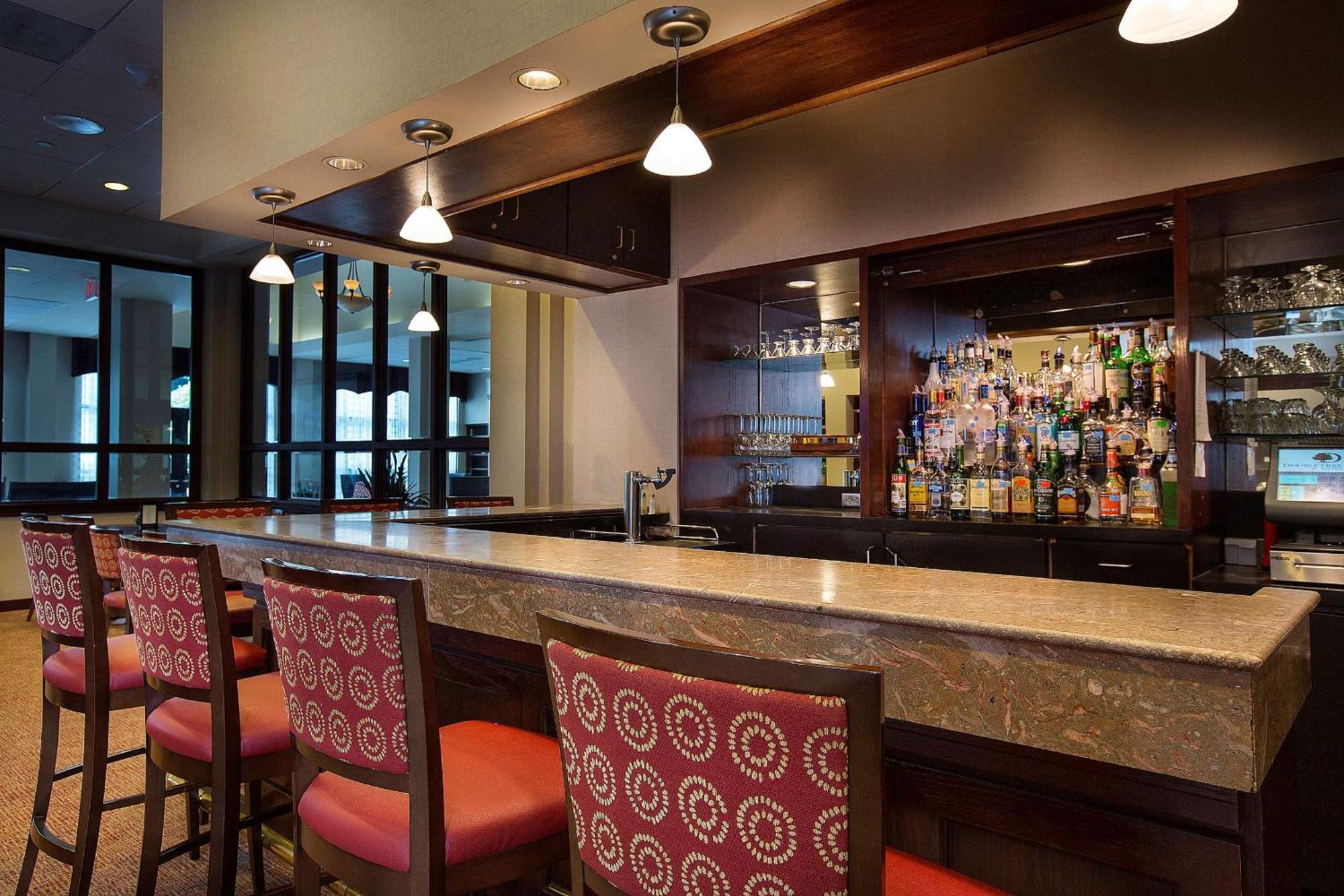 Doubletree By Hilton Charlotte Airport Hotel Buitenkant foto