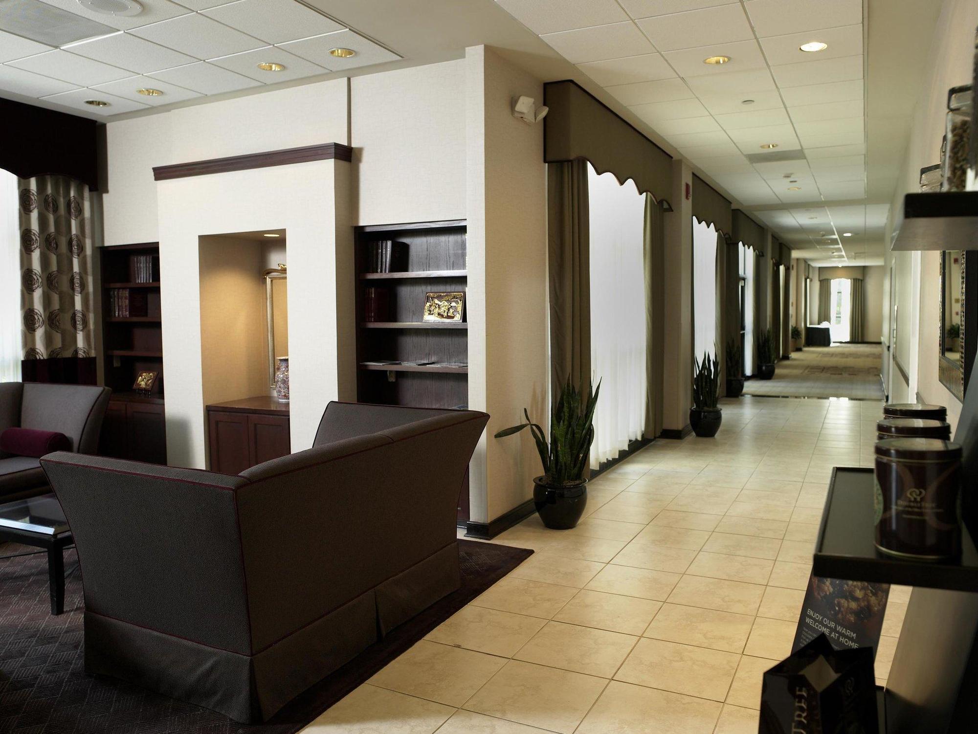 Doubletree By Hilton Charlotte Airport Hotel Buitenkant foto