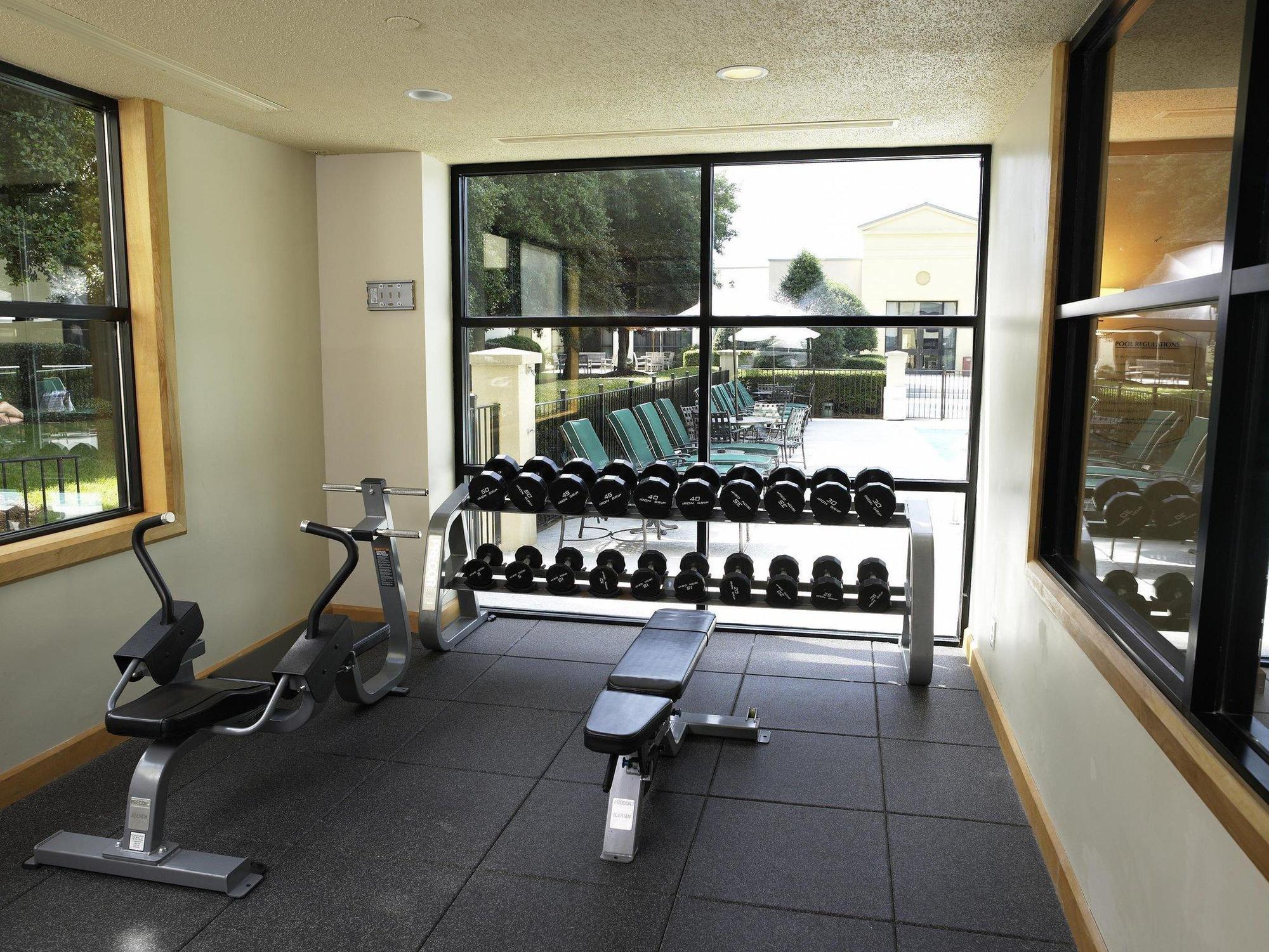 Doubletree By Hilton Charlotte Airport Hotel Buitenkant foto